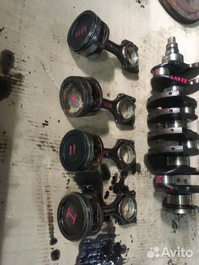 Шатуны с поршнями (Chevrolet Lanos, Daewoo Nexia)