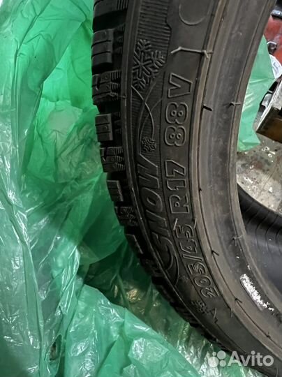 Kormoran Snow 205/45 R17