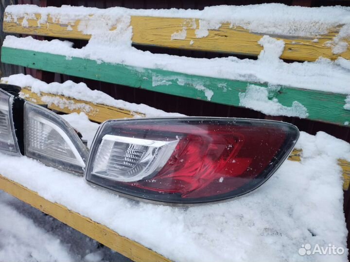 Фонарь задний правый