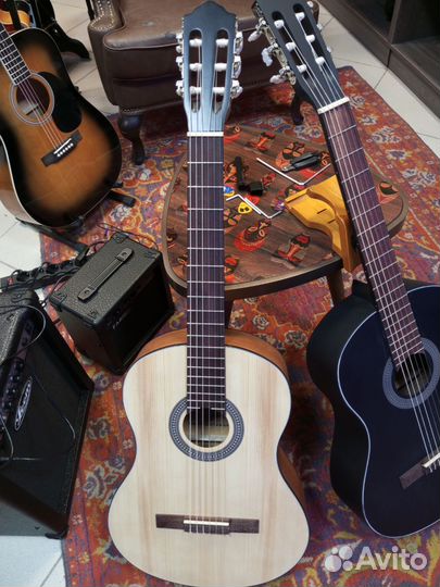Гитара Flight классическая