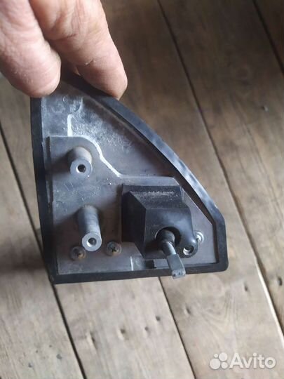 Боковое зеркало. Правое