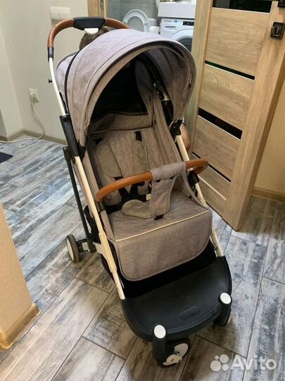 Прогулочная коляска yoya plus