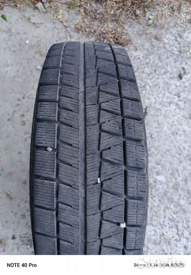 Bridgestone Blizzak Revo GZ 205/70 R15 100M