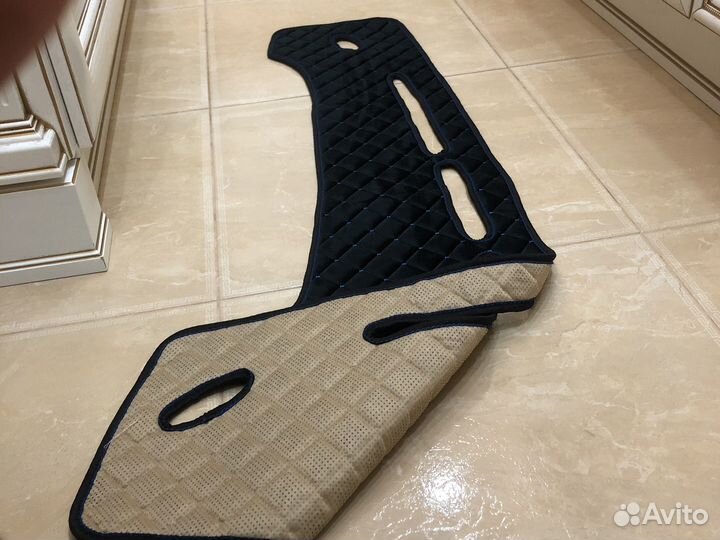 Чехол на панель