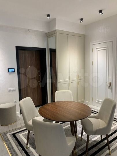 2-к. квартира, 40 м², 4/21 эт.