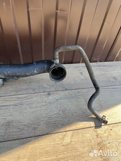 Патрубок дроссельной заслонки Opel Vectra 1.6