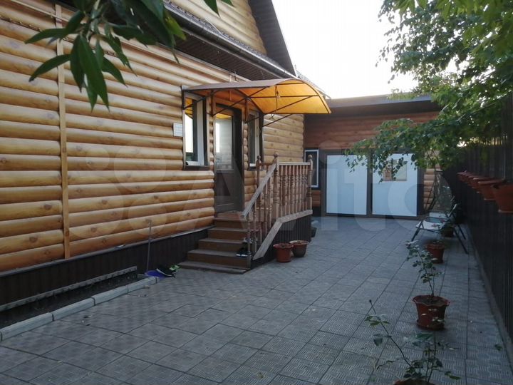 Коттедж 185,7 м² на участке 18,1 сот.