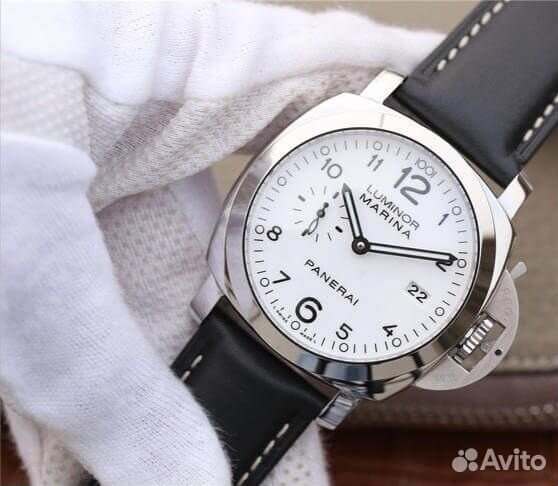 Часы наручные Panerai Luminor Marina 42 мм White