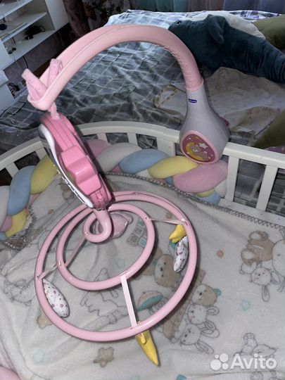 Мобиль на кроватку chicco