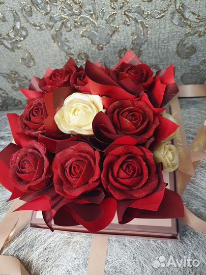 Шоколадные букеты и наборы