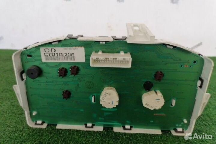 Щиток приборов Nissan MarchMicra AK12 CR12DE 2007