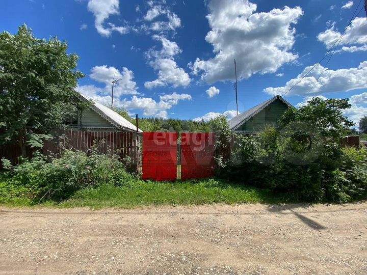 Дача 10 м² на участке 12 сот.