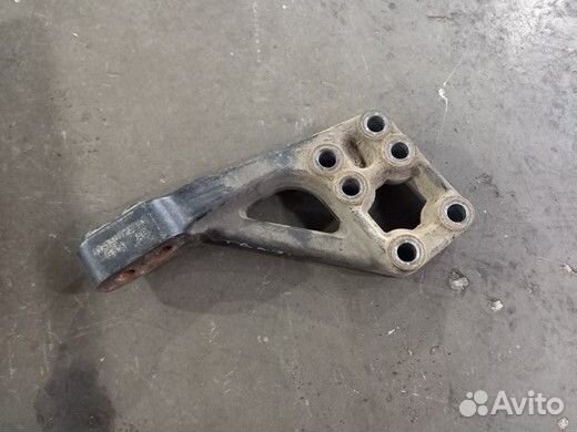 Кронштейн двигателя MAN задний правый