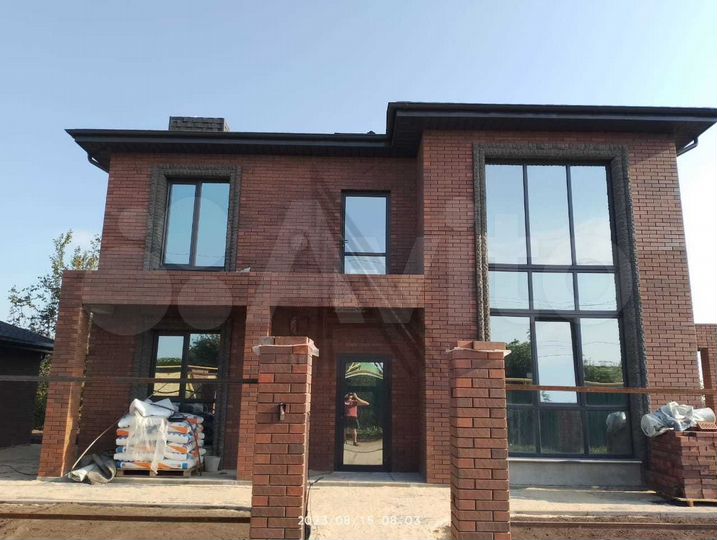 Коттедж 180 м² на участке 8 сот.