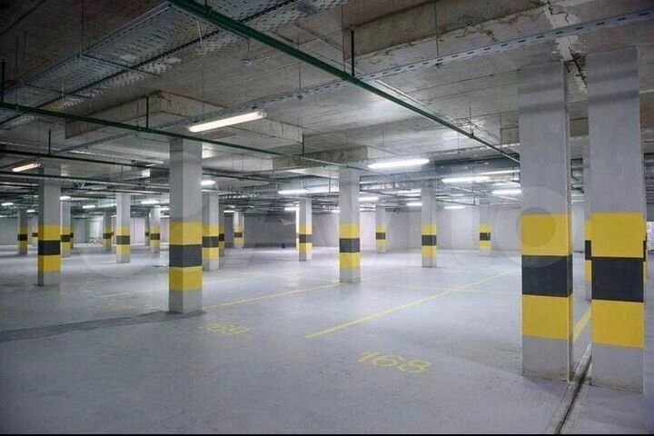 Машиноместо, 20 м²