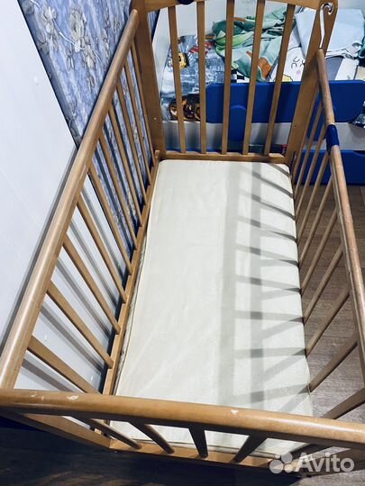 Детская кроватка