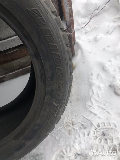 Bridgestone Blizzak DM-V1 285/50 R20
