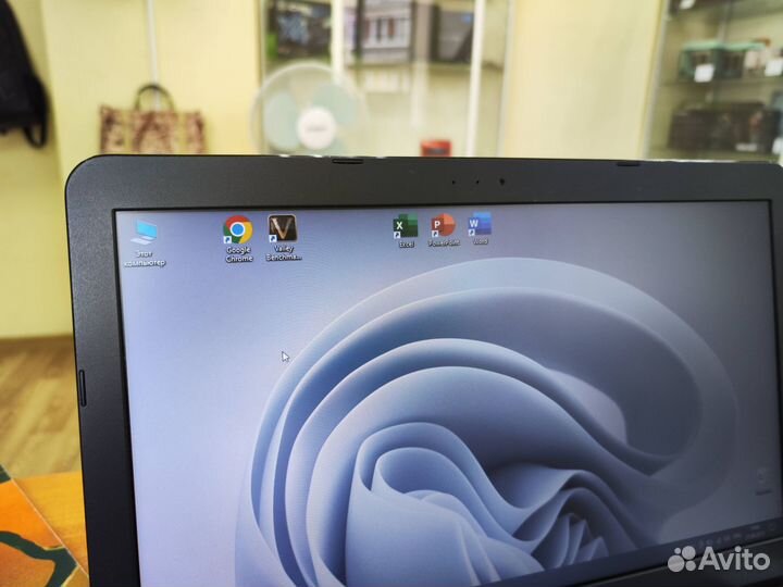 Мощный asus 15.6