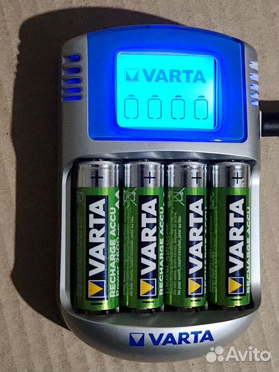 Зарядное устройство для аккумуляторов аа и ааа