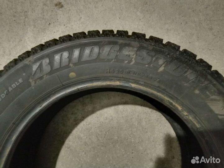 Bridgestone Ice Cruiser 5000 205/60 R16 92T