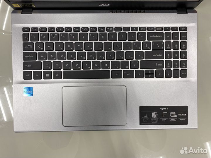 Acer FullHD IPS/i3-1215U/8GB/256GB/UHD