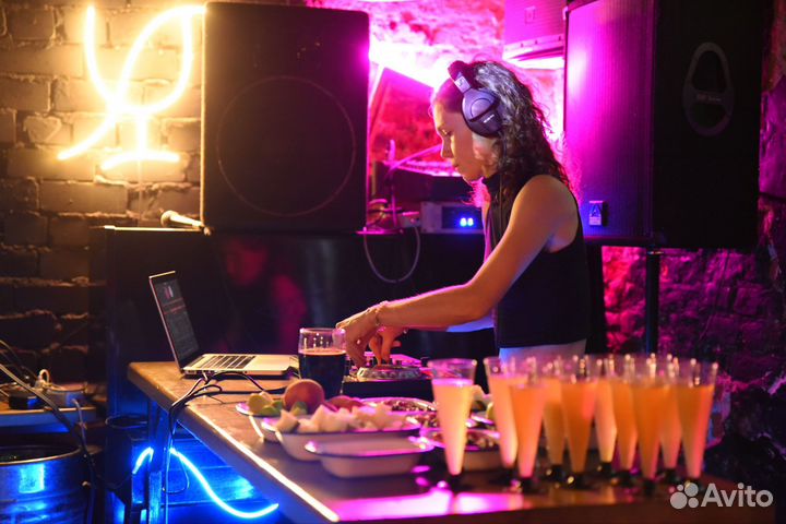 Dj