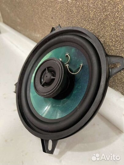 Динамик Hyundai 140w