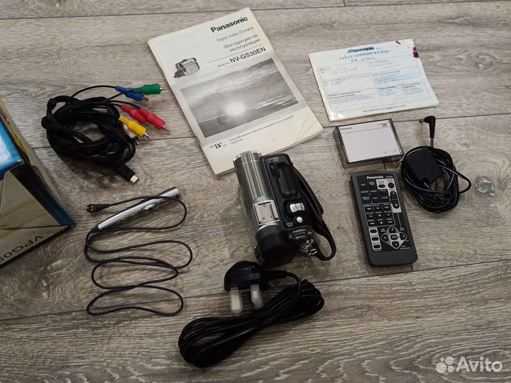 Цифровая видеокамера panasonic NV-GS30