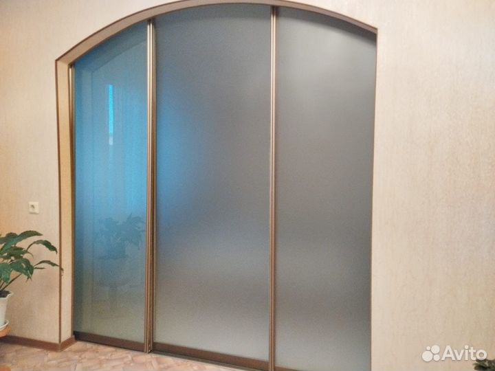 Межкомнатные двери купе