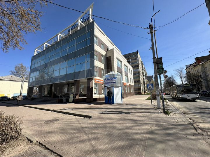 Свободного назначения, 350 м²