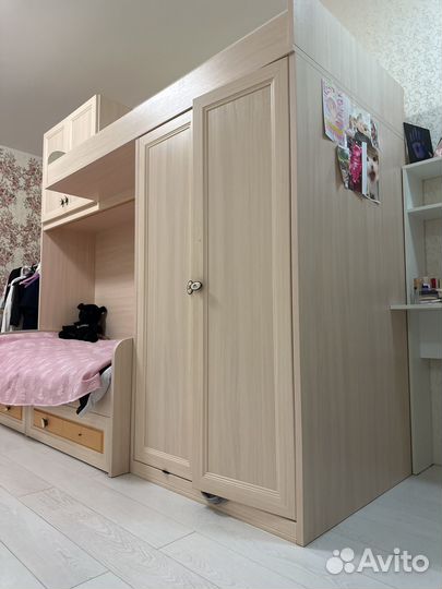 Двухъярусная кровать для детей