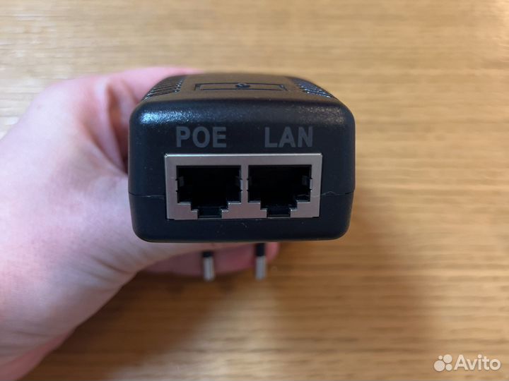 PoE-инжектор / Блок питания/ AC/DC адаптер