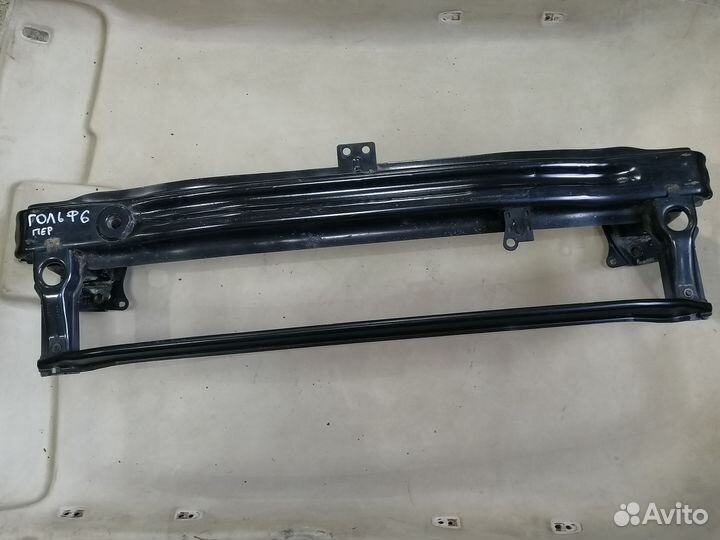 Усилитель переднего бампера VW Golf VI 2009-2013