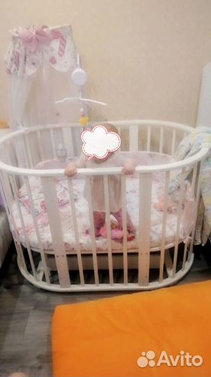 Детская овальная кроватка