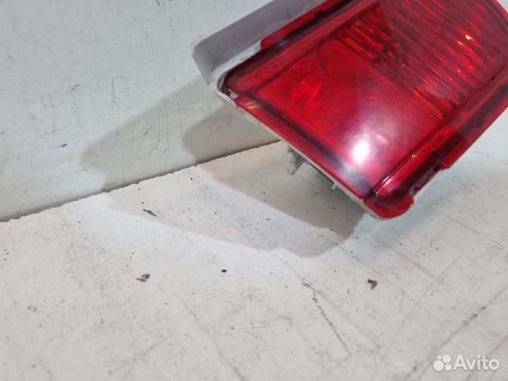 Фонарь противотуманный задний правый Toyota Land