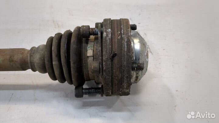 Полуось левая передняя Volkswagen Caddy, 2005