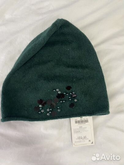 Шапки женские новые
