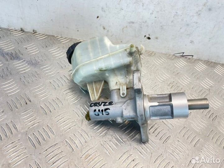 Цилиндр главный тормозной Chevrolet Cruze J300
