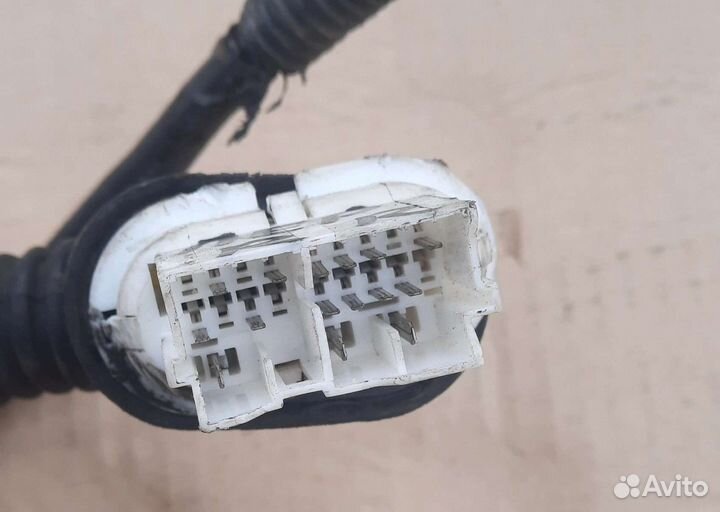 Проводка передней правой двери Kia Spectra