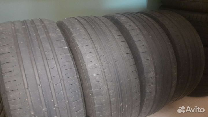 Continental ContiPremiumContact 5 225/55 R17 97W