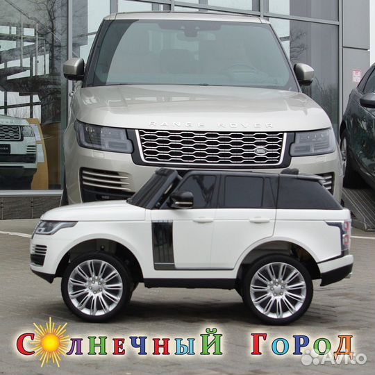 Электромобиль Range Rover HSE с монитором