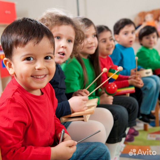 Помощник воспитателя (няня) в частный детский сад