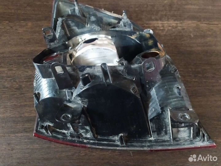 Фара задняя левая Шкода Рапид