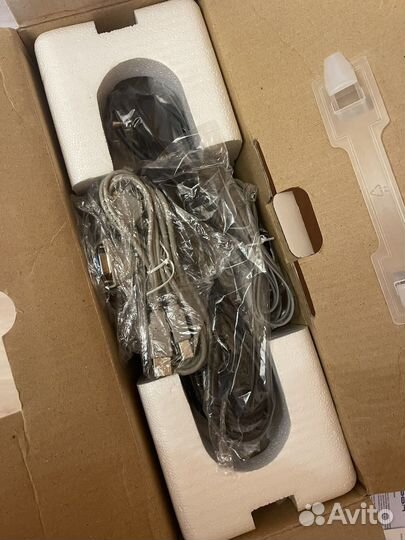 Источник бесперебойного питания ippon