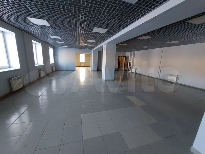 Здание, офис 400м² - 1200 м² Рабочего штаба