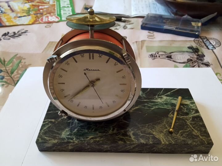 Часы настольные молния СССР(барабан)