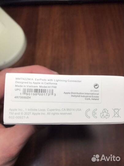 Наушники apple earpods lightning connector