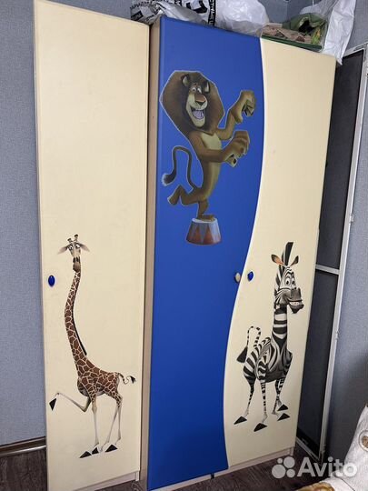 Шкаф детский, кровать