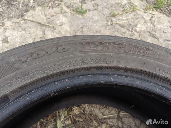 Toyo DRB 215/50 R17 91V