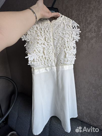 Платье короткое белое